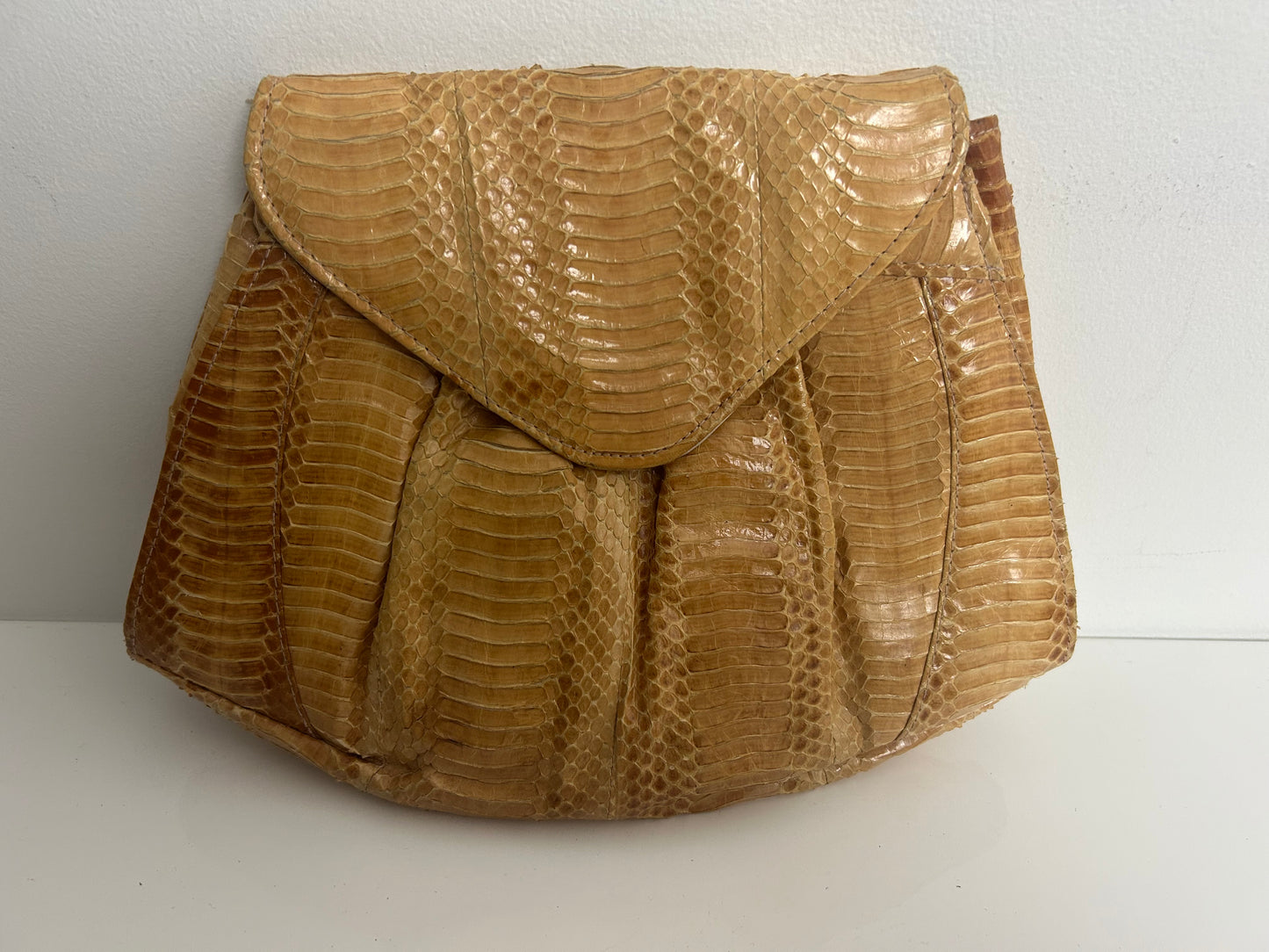 Vintage Early 1980s J. RENEE Warm Honey Tan Real Snake Skin Clutch Bag