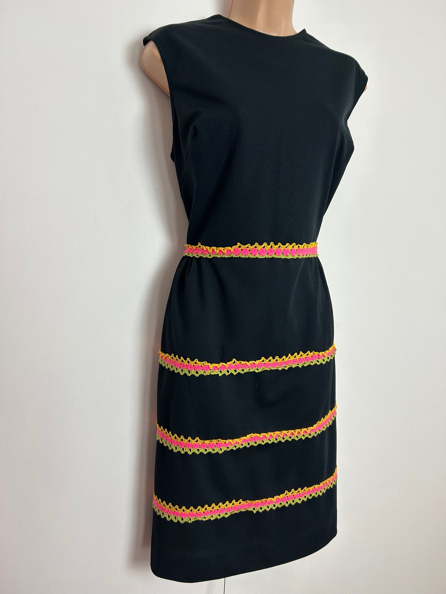 Vintage 1970s JERRI OF MIAMI UK Size 14 Black Yellow Pink Green Crochet Lace Trim Sleeveless Mod Scooter Dress