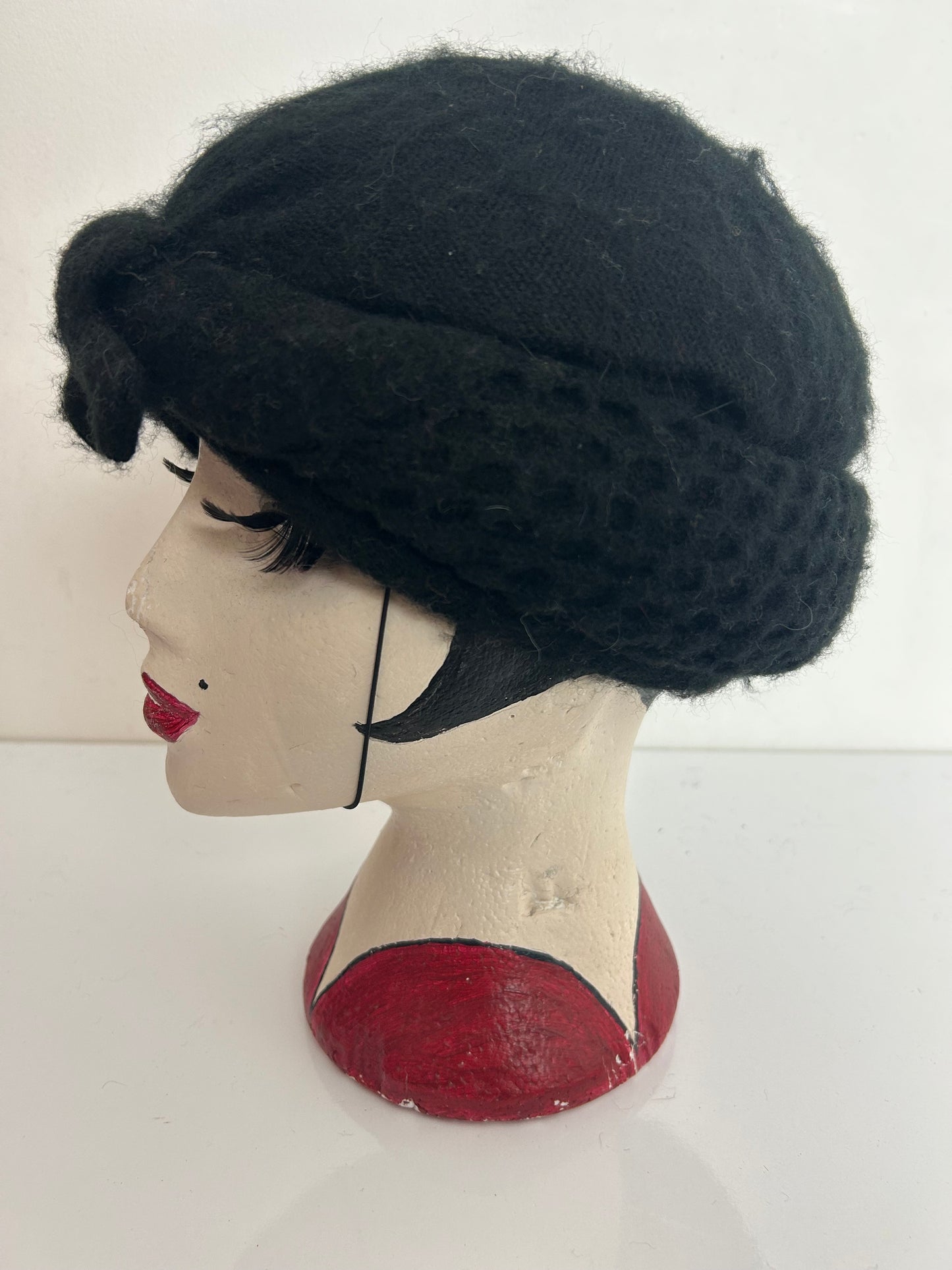 Vintage 1960’s Black Wool Bow Detail Turban Style Hat With Chin Strap