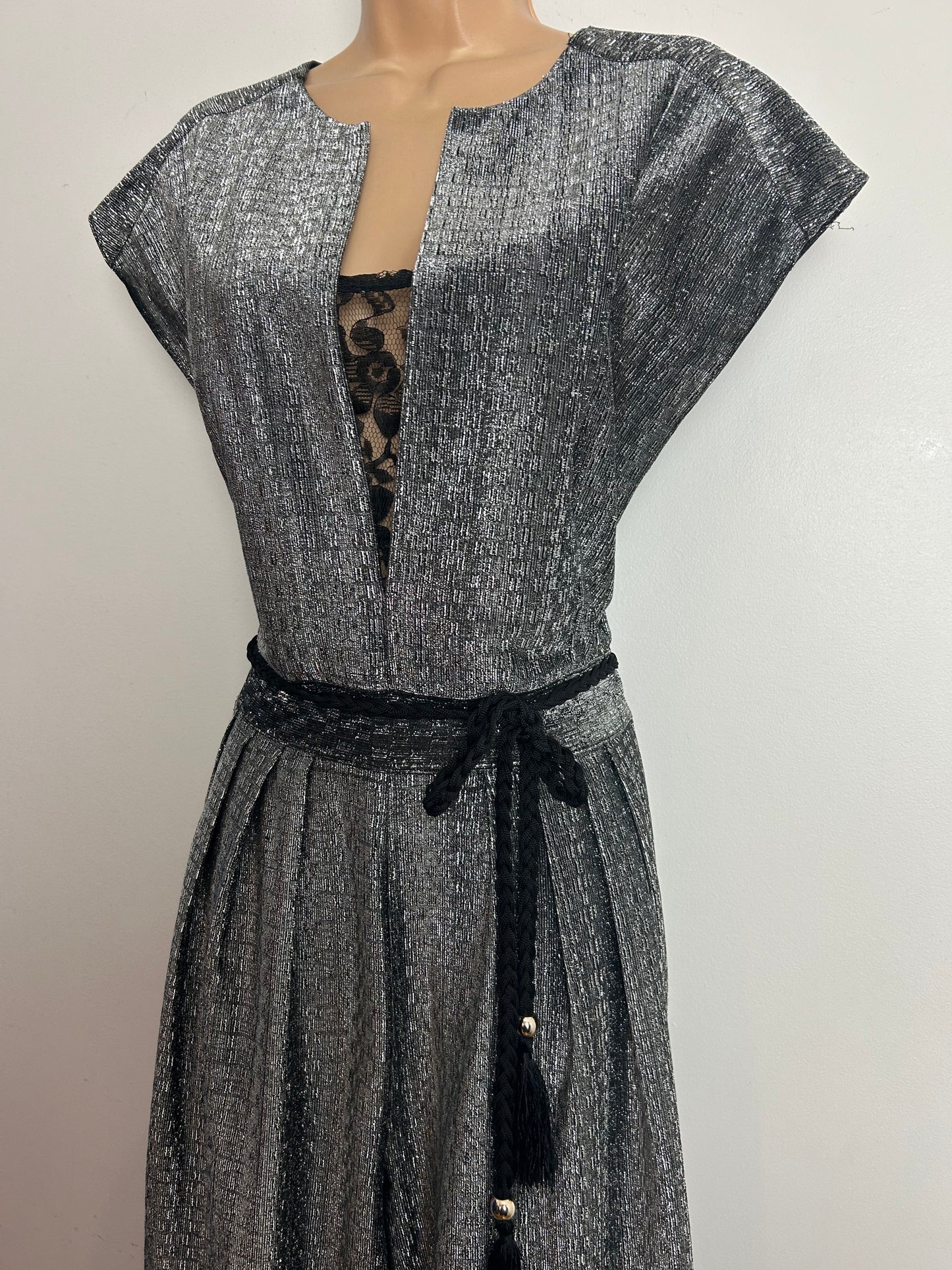 Vintage 1980s Size 14 Silver Metallic Silver Lurex Lace Panel Belted Xmas Party Evening Disco Jumpsuit