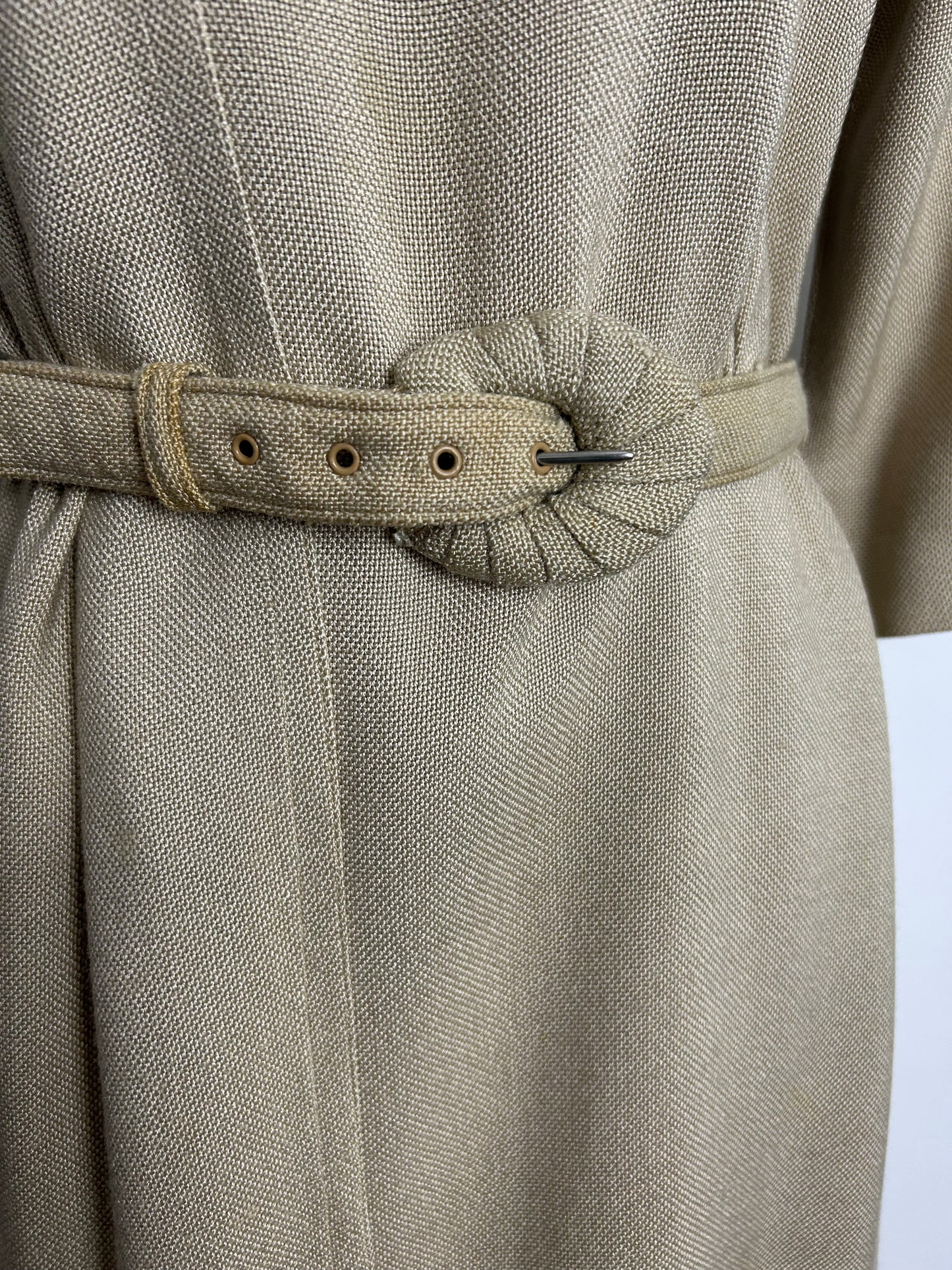 Vintage 1950s CHARLES BUTLER Size 12 Beige MOYGASHEL Irish Linen Belted Dress