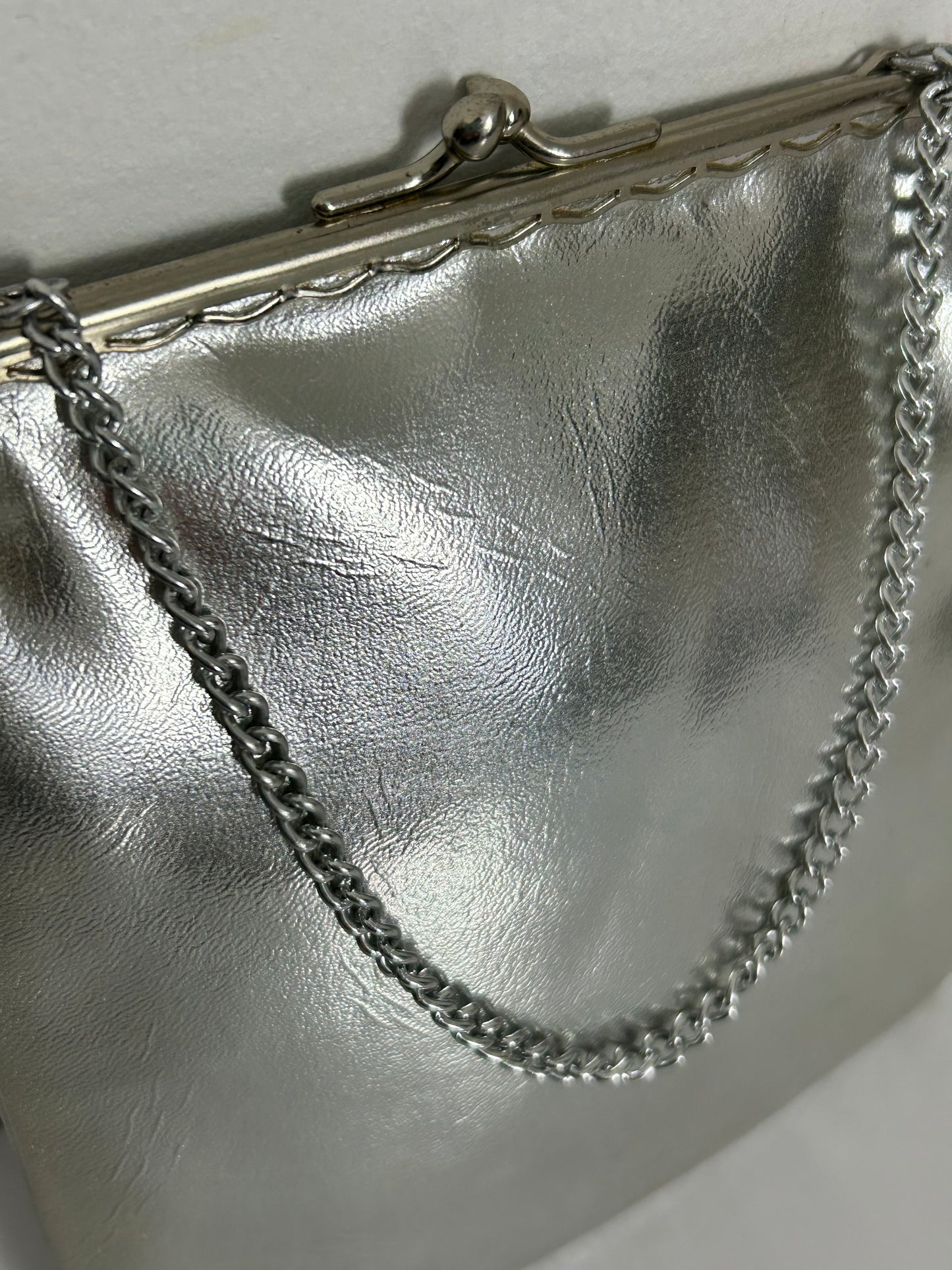 Vintage 1960s Metallic Silver Chain Strap Evening Party Occasion Bag