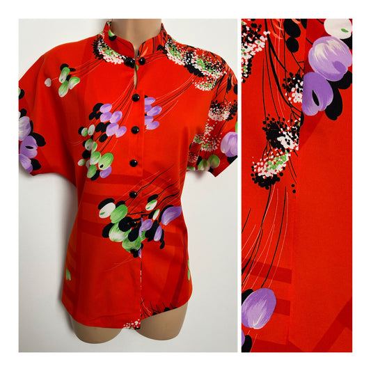 Vintage 1980s Size 14-16 Orangey Red Green Black & White Floral Print Short Sleeve Top