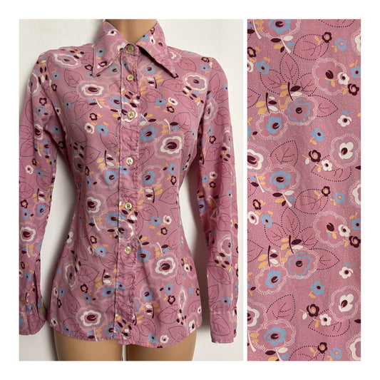 Vintage 1970s UK Size 8 Pale Pink Floral Print Dagger Collar Long Sleeve Shirt