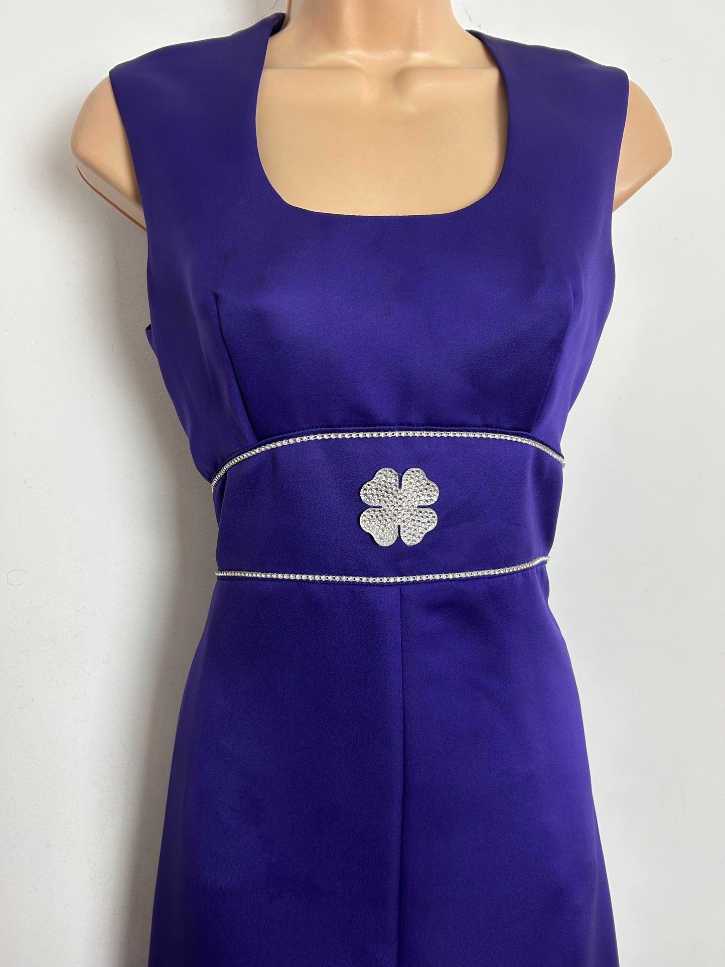 Vintage 1970s CANDA INTERNATIONAL Size 8 Purple Diamante & Flower Applique Detail Evening Occasion Maxi Dress