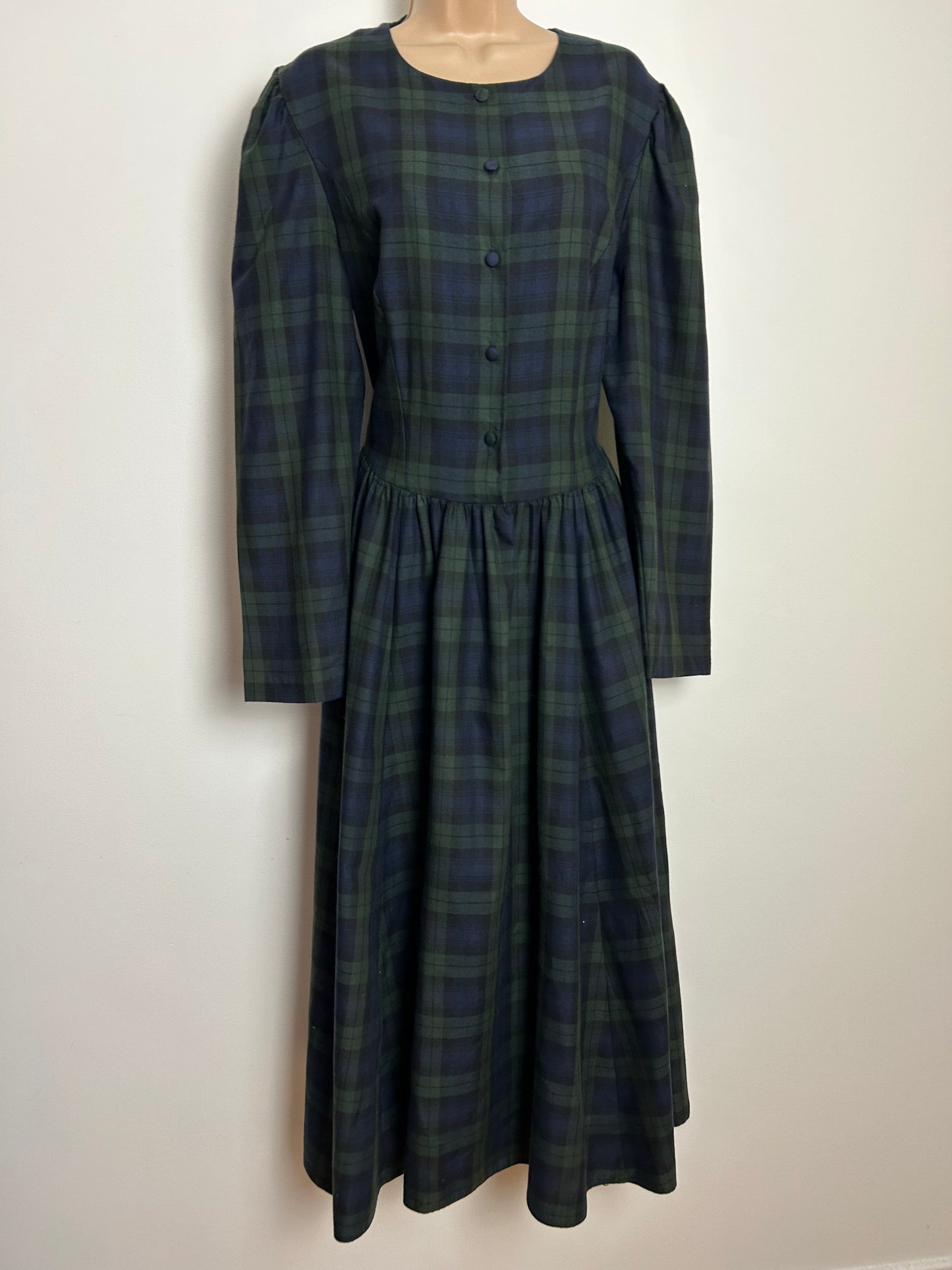 Vintage 1980s LAURA ASHLEY DEADSTOCK Size 14-16 (Size 18 On Label) Dark Blue Green & Navy Blackwatch Tartan Check Midaxi Cotton Dress