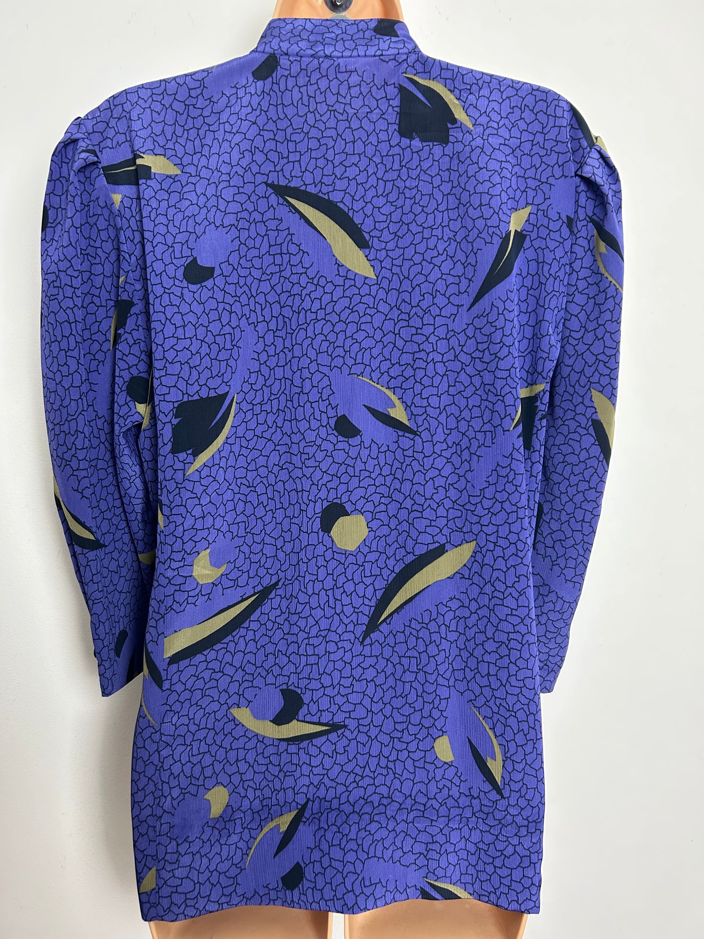 Vintage 1980s Size 12 Dark Purple Abstract Print Double Buttons Long Sleeve Shirt