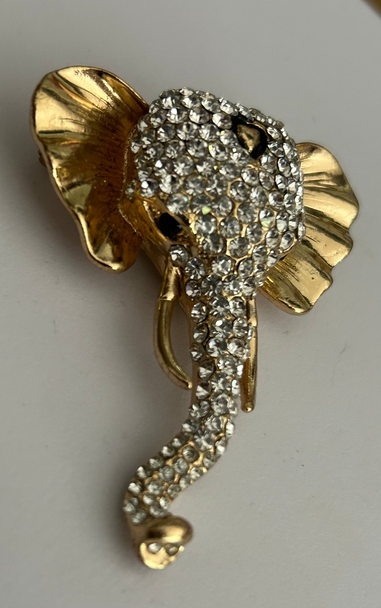 Vintage Large Gold Tone Diamante Rhinestone Set Elephant Head Pin Brooch