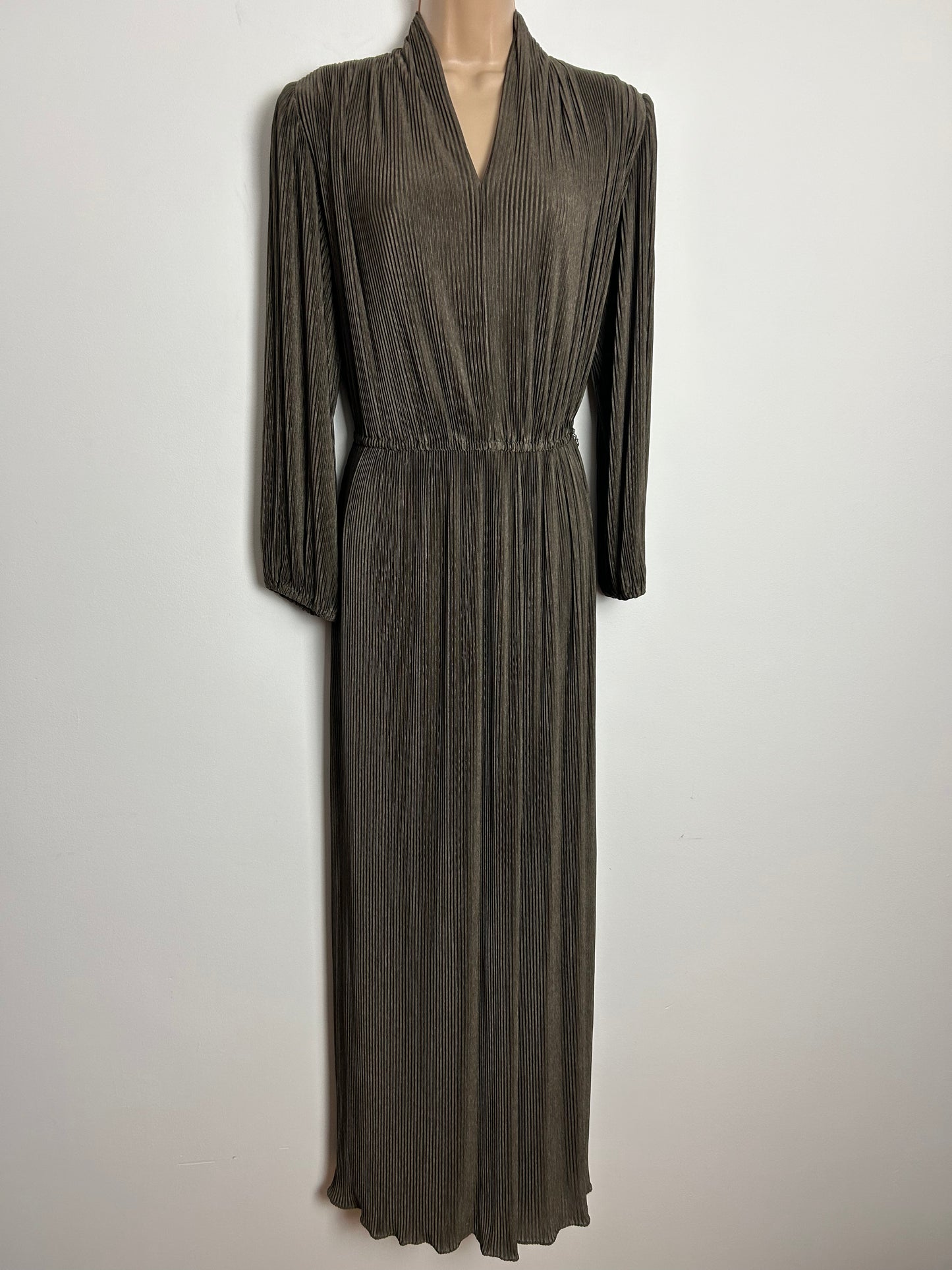 Vintage Early 1980s MUREK UK Size 14-16 Taupe Plisse Pleated Long Sleeve Occasion Evening Maxi Dress