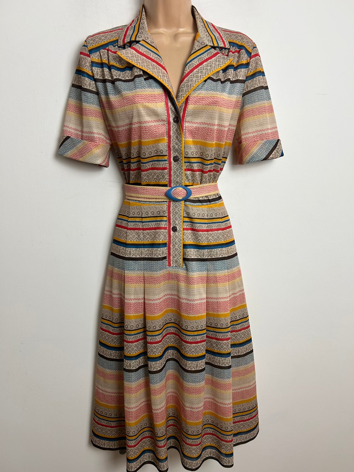 Vintage 1970s Approx Size 10 Beige Red Blue & Mustard Stripe Print Belted Pleated Day Dress