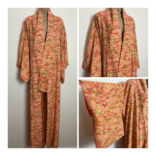 Vintage Japanese Up To Size 16/18 Pink Red Beige & Green Leaf & Hut Print Full Length Kimono