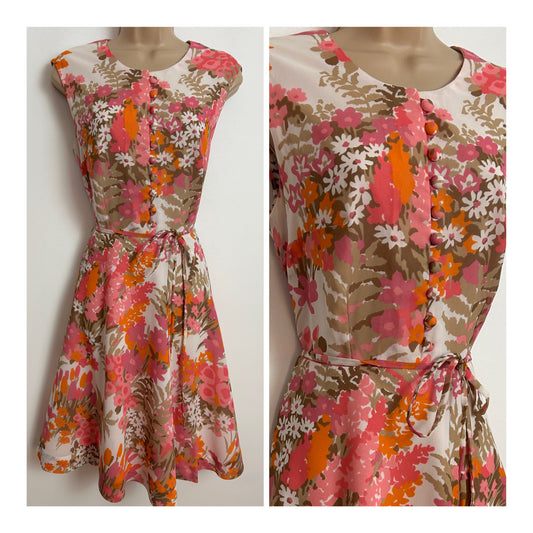 Vintage 1970s Size 12 Pretty White Pink Orange & Mocha Brown Floral Print Sleeveless Belted Fit & Flare Dress
