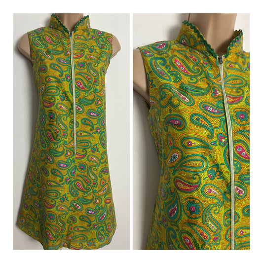 Vintage 1960s Size 8 Green & Orange Tones Floral Paisley Print Cotton Zip Front Shift Mini Mod Dress