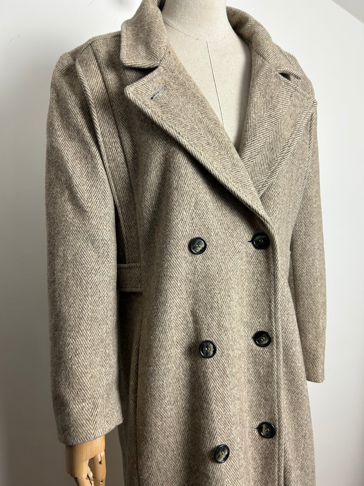 Vintage Early 1980s NOBLE FASHIONS UK Size 12-14 Beige Herringbone Pure New Wool Double Breasted Winter Coat