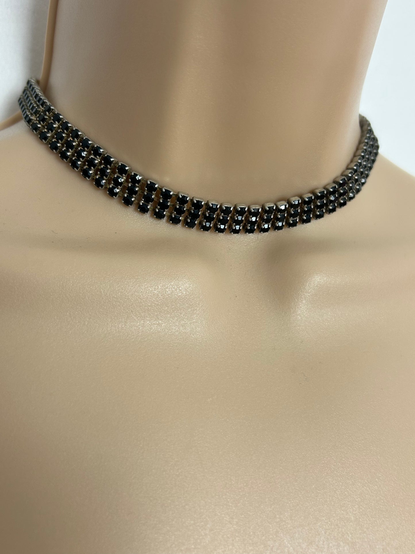 Vintage Silver Tone Paste Black Diamante Stone Set Choker Necklace