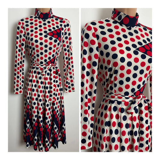 Vintage 1970s Designer CARL OLSEN Size 8 White Red & Navy Blue Spot Print Belted Pleated Day Dress
