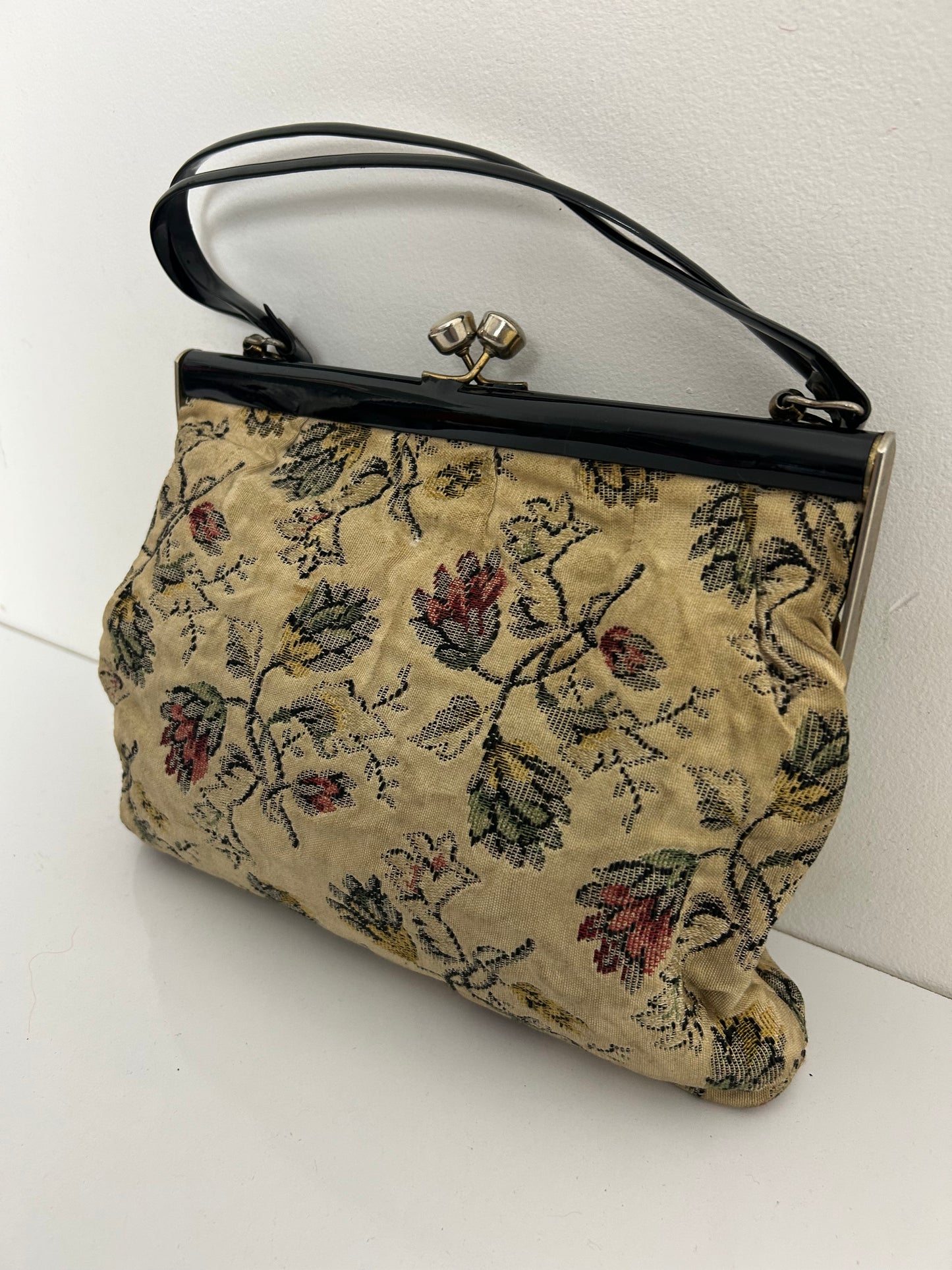 Vintage 1960s Cream & Pink Floral Woven Carpet Kiss Lock Bag
