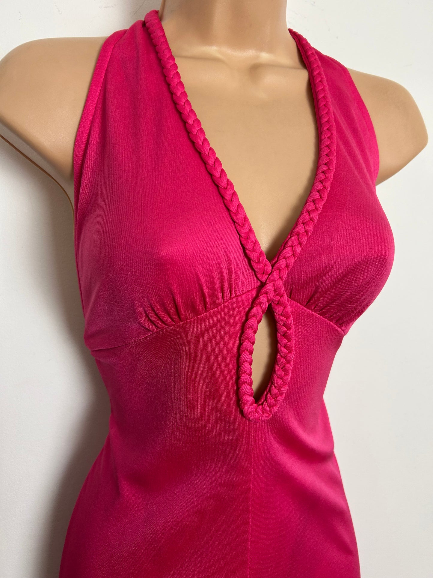 Vintage 1970s BERNSHAW Size 8-10 Hot Pink Plait Detail Halterneck Keyhole Open Back Maxi Dress