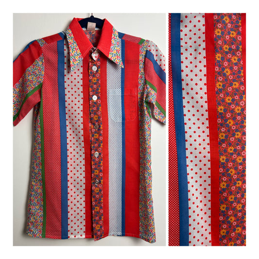Vintage 1970s Size 6 Red Blue & White Stripe Floral & Spot Print Dagger Collar Short Sleeve Shirt