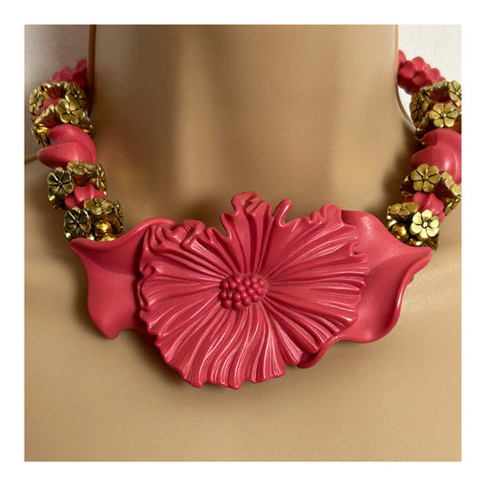 Vintage 1960s Fabulous Chunky Pink & Gold Plastic Floral Statement Choker Necklace