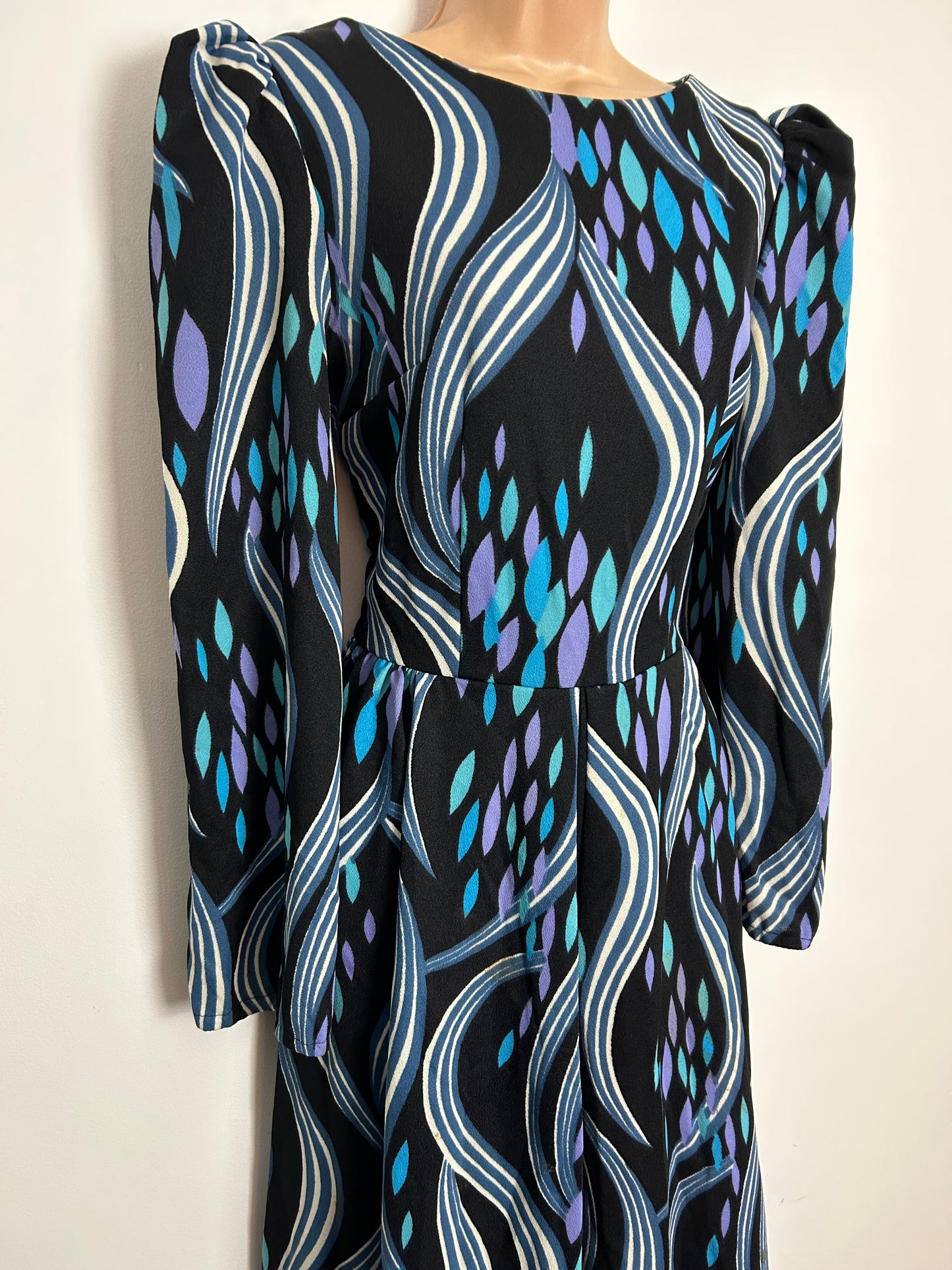 Vintage 1970s HEATHKNIT UK Size 10 Black Blue Purple & Turquoise Wavy Stripe & Petal Print Long Sleeve Boho Crimplene Maxi Dress