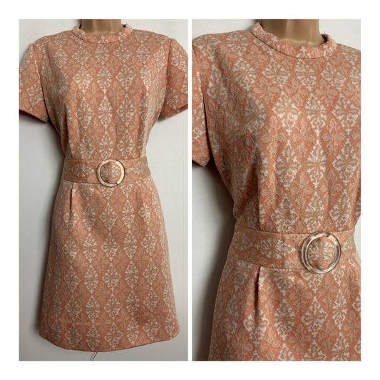 Vintage 1960s Size 10-12 Coral White & Beige Crimplene Textured Plastic Buckle Detail Mod Dress