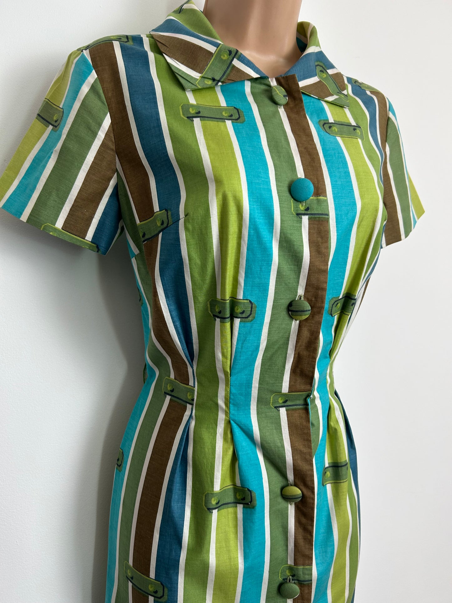 Vintage Early 1960s GLOBAL STYLED BY PARIS Size 8 Green & Brown Tones Stripe Print Cotton Fitted Day Dress