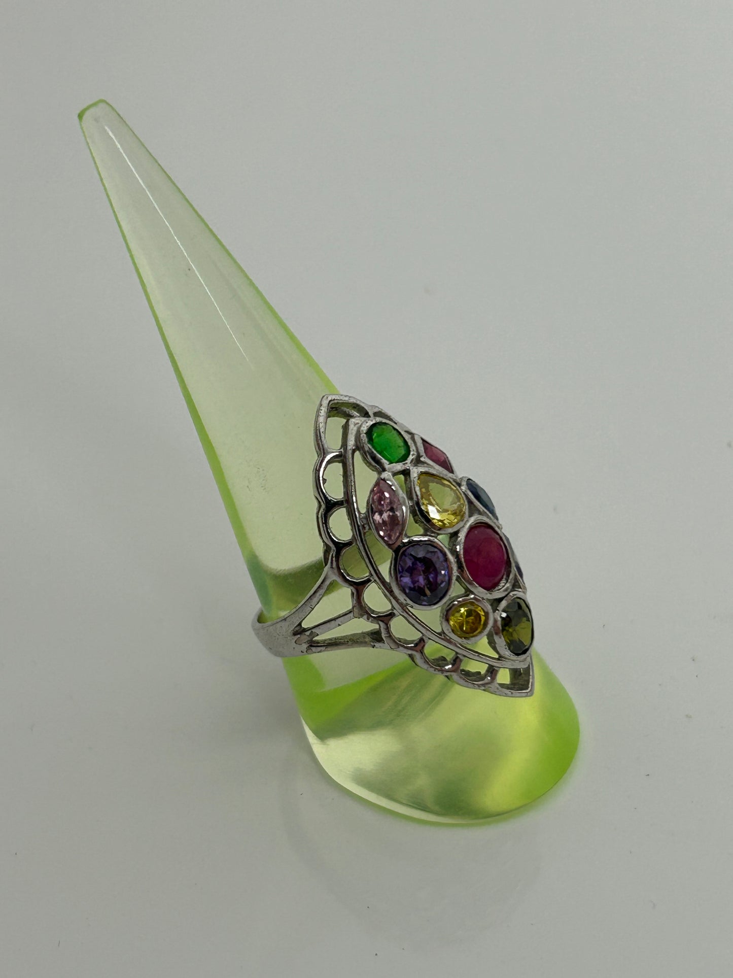 Vintage Beautiful Sterling Silver Multi Coloured Stone Set Cut Out Detail Ring Size O