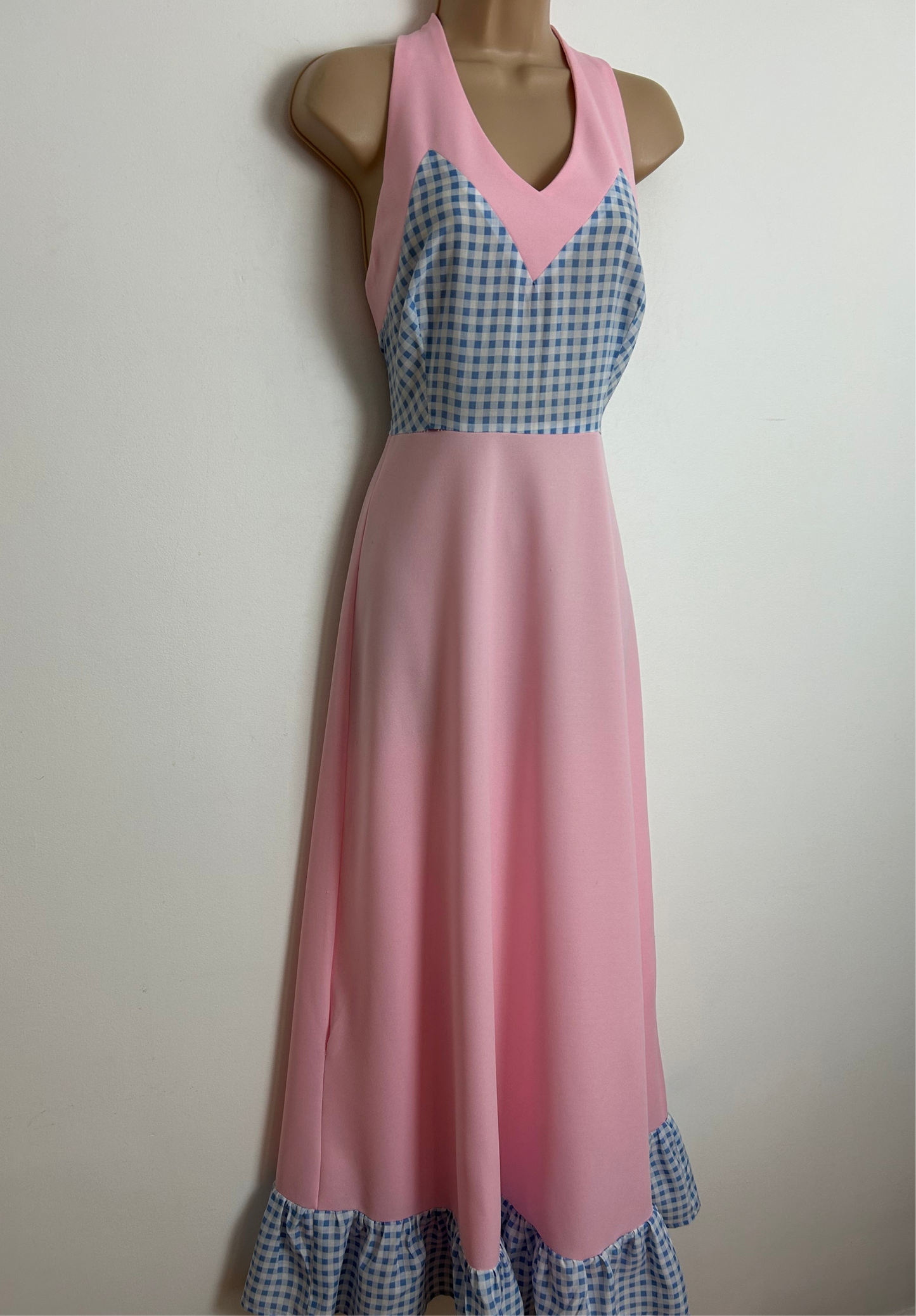 Vintage 1970s Size 8 Pink Blue & White Gingham Check Halter Neck Summer Maxi Dress