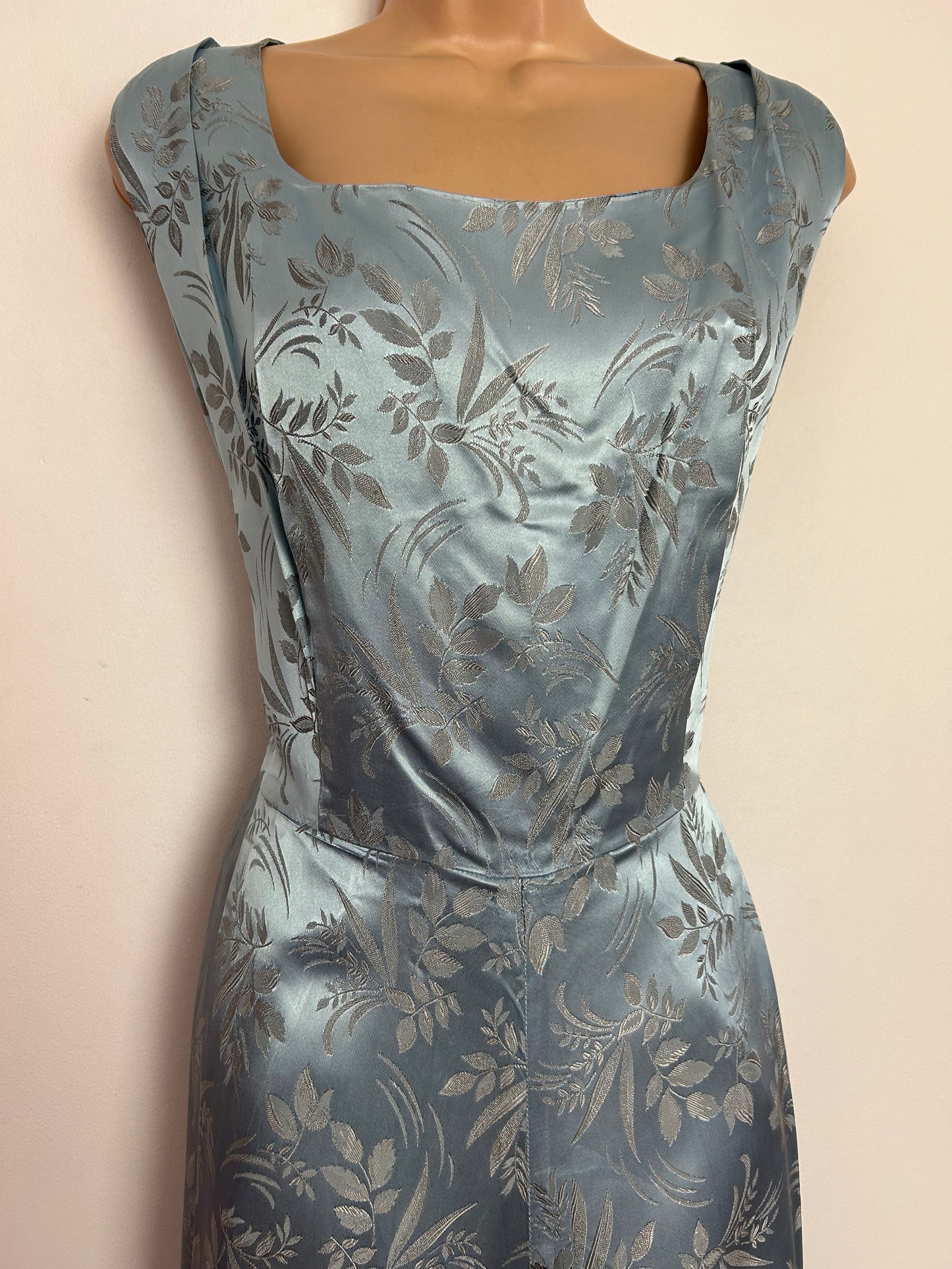 Vintage Early 1950s "O.Slender" Model UK Size 14-16 Beautiful Pale Blue Leaf Pattern Jacquard Occasion Maxi Dress