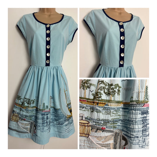 Modern KNITTED DOVE UK Size 10 Blue Embroidered Harbour Scene Cotton Retro 50s Style Dress