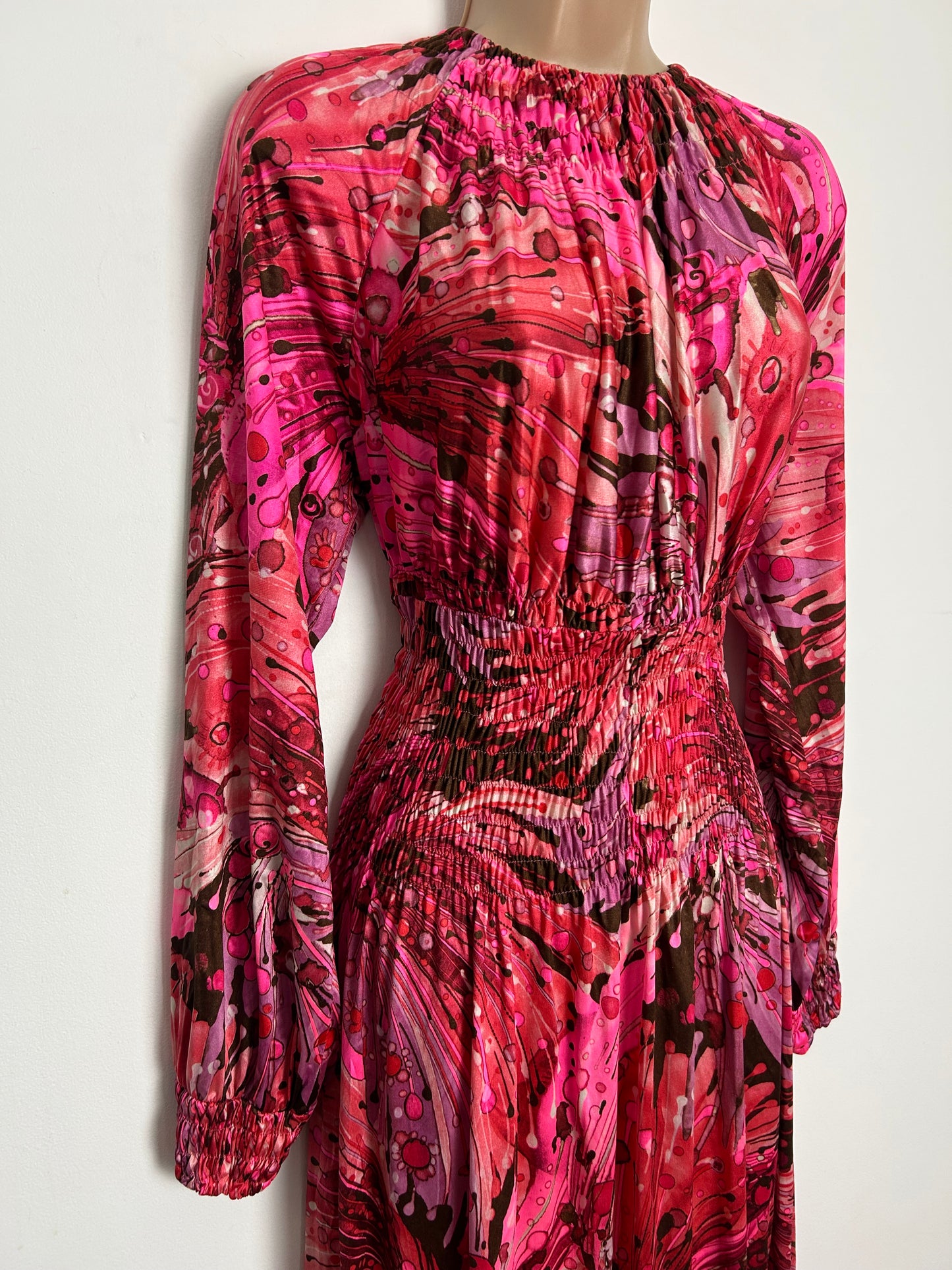 Vintage 1970s Size 10-12 Pink Abstract Psychedelic Print Long Sleeve Shirred Neck Maxi Dress
