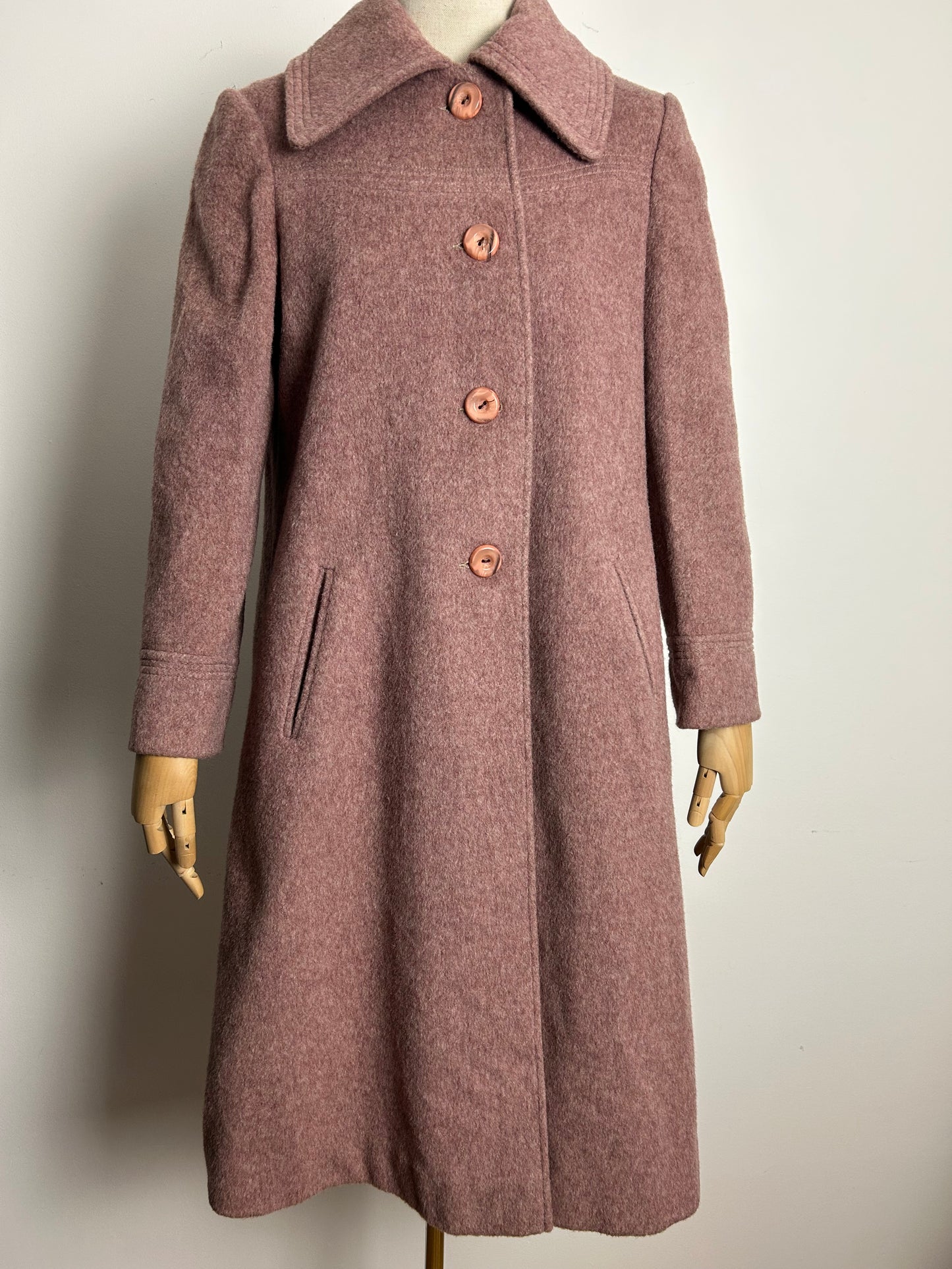 Vintage Late 1970s Size 12-14 Dusky Pink Wool Fully Lined Coat