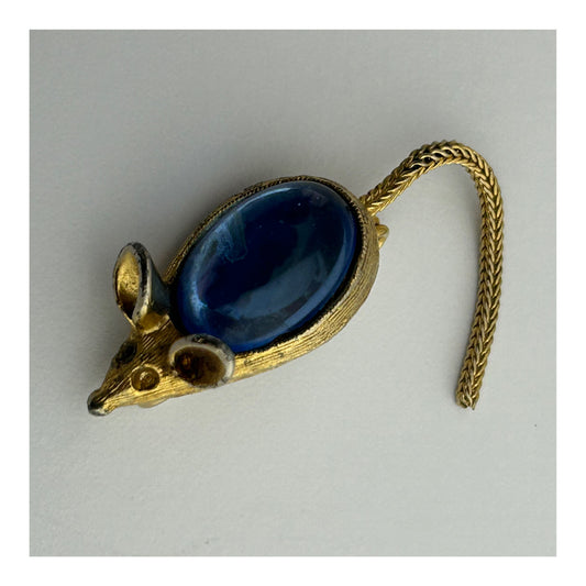 Vintage Gold Tone RARE Articulated Tail Blue Glass Stone Set Mouse Brooch