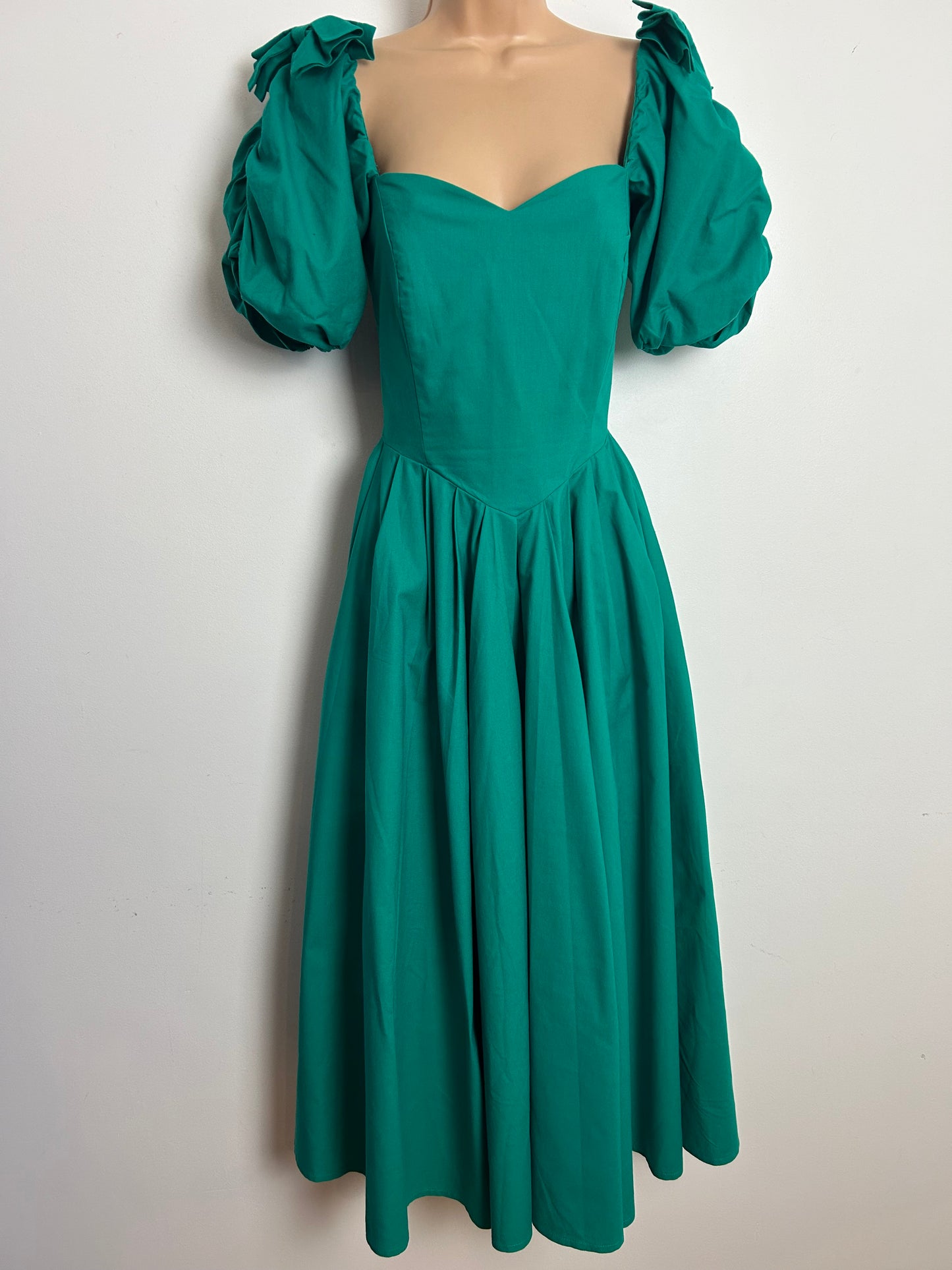 Vintage 1980s LAURA ASHLEY Size 6 (Size 12 On Label) Emerald Green Puff Sleeve Bow Detail Princess Ballgown