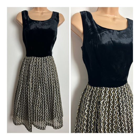 Vintage 1980s Size 6 Black Gold & White Velvet Chiffon & Ribbon Party Prom Dress