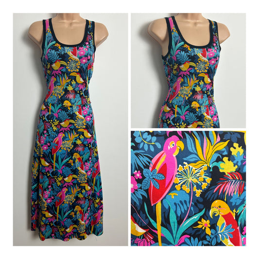 Vintage 1980s BETTY BARCLAY Size 6 Blue Pink Red Yellow Tropical Floral & Parrot Print Midi Summer Dress
