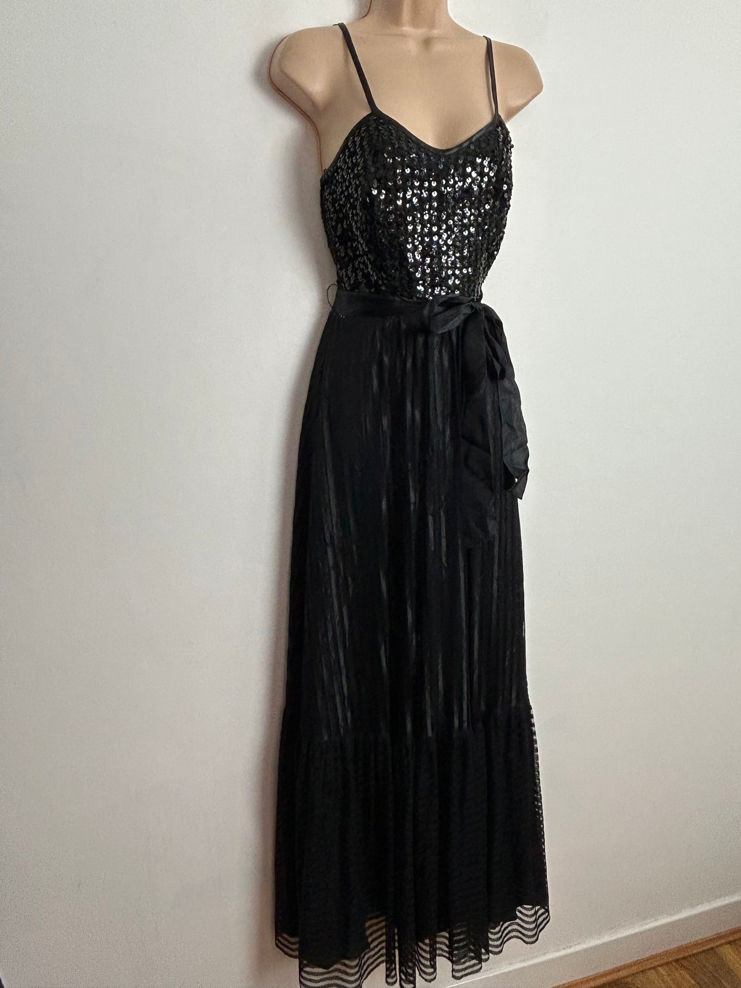 Vintage 1970s VERA MONT UK Size 6 Black Mesh & Sequin Detail Strappy Belted Evening Maxi Dress