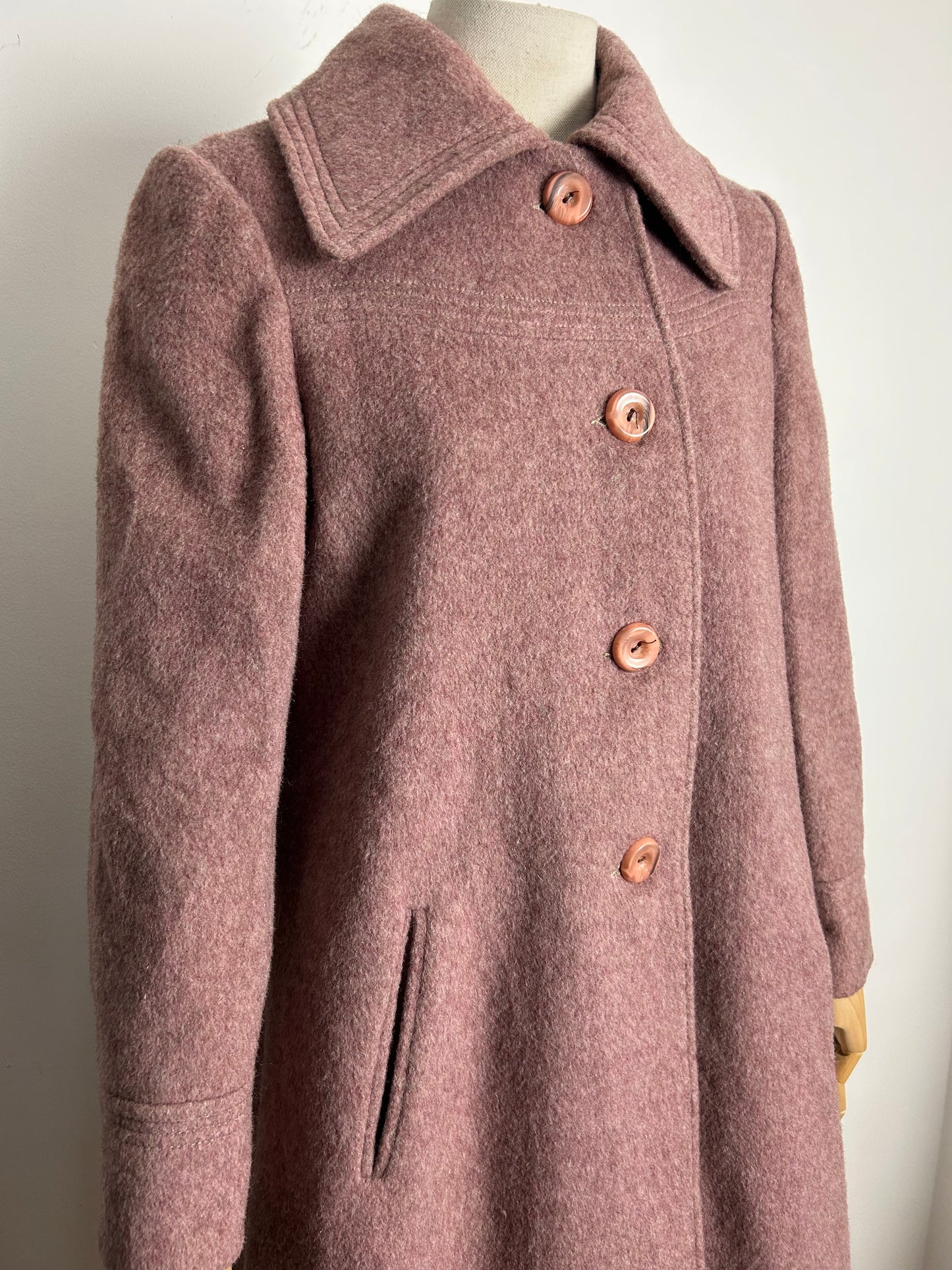 Vintage Late 1970s Size 12-14 Dusky Pink Wool Fully Lined Coat