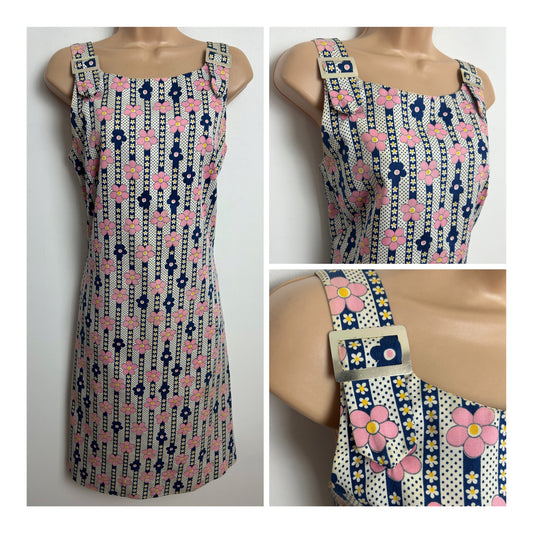 Vintage 1960s Size 8 White Pink & Navy Blue Daisy Stripe & Polka Dot Print Cotton Mod Shift Dress