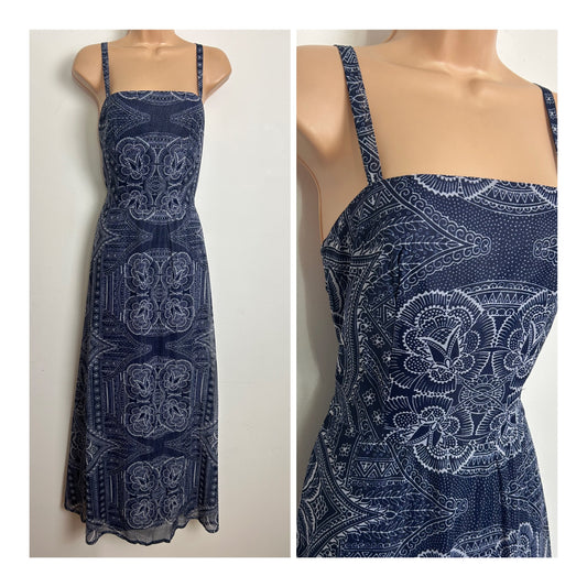 Vintage 1970s Carnegie Of London Size 8 Blue & White Floral Mandala Type Print Maxi Dress