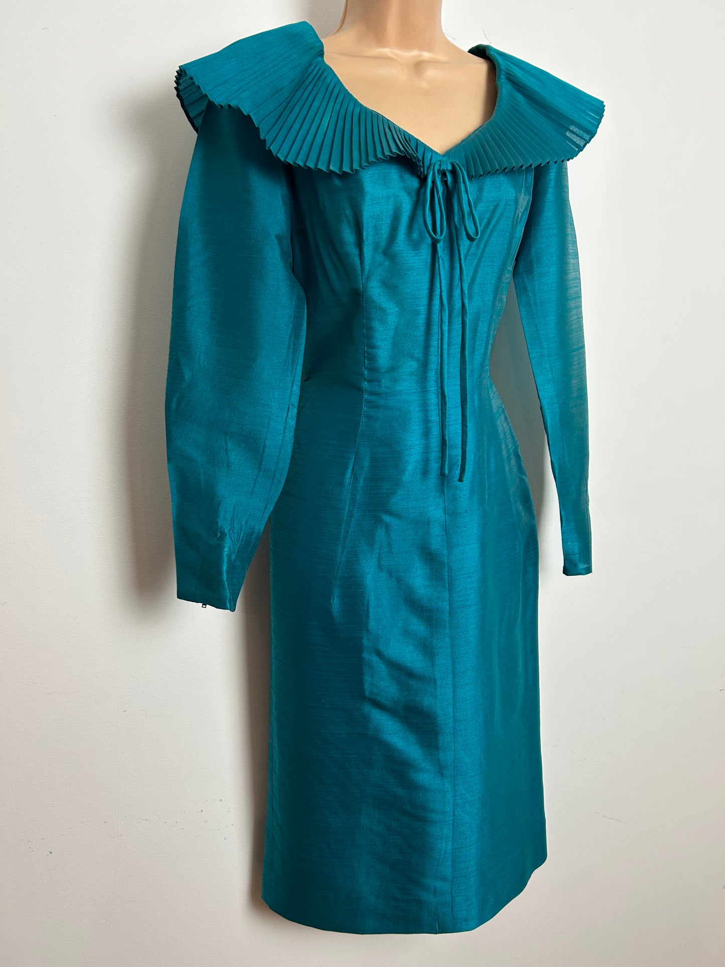 Vintage 1960s MARCUSA BY MARCUS Size 10 Dark Turquoise Pleated Collar Occasion Party Dress