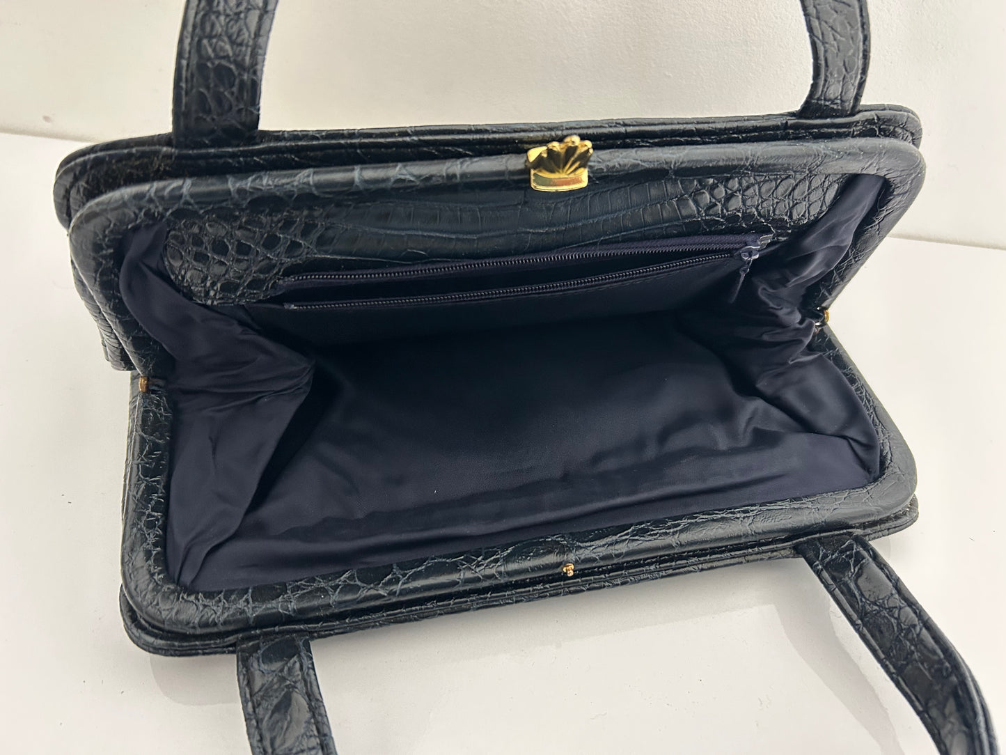 Vintage 1960s Black & Very Dark Blue Mock Croc/Alligator Vinyl Kelly Style Handbag