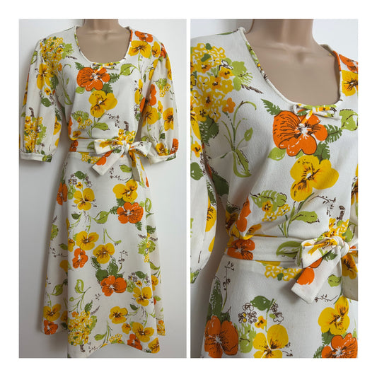 Vintage 1970s Size 12 White & Orange Tones Floral Print Belted Fit & Flare Day Dress
