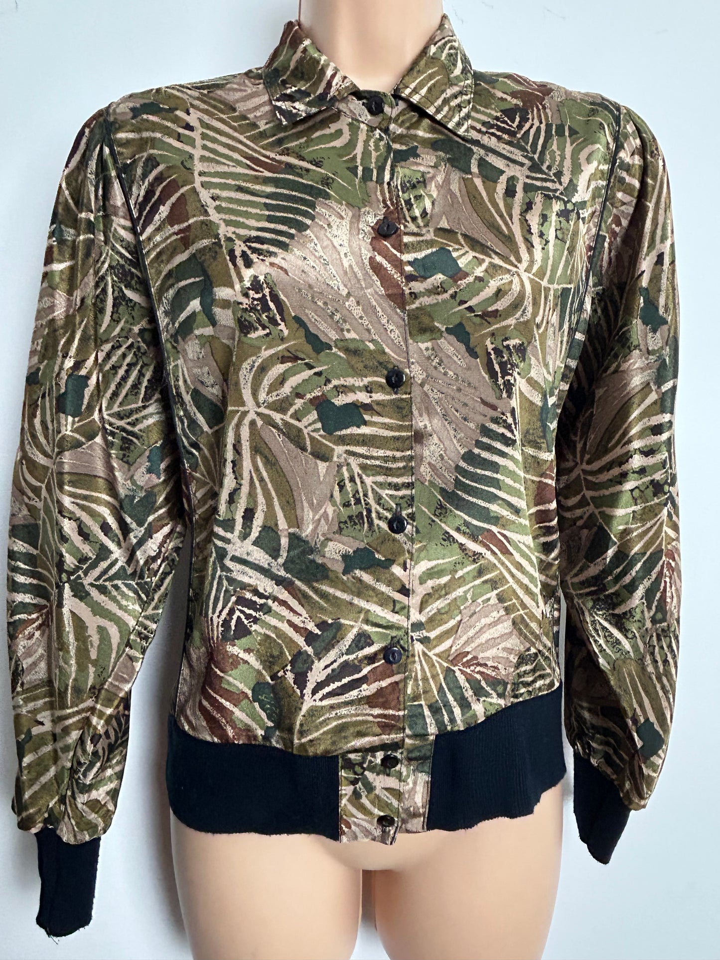Vintage 1980s Size 12-14 Brown & Green Tones Tropical Jungle Print Blouson Style Shirt