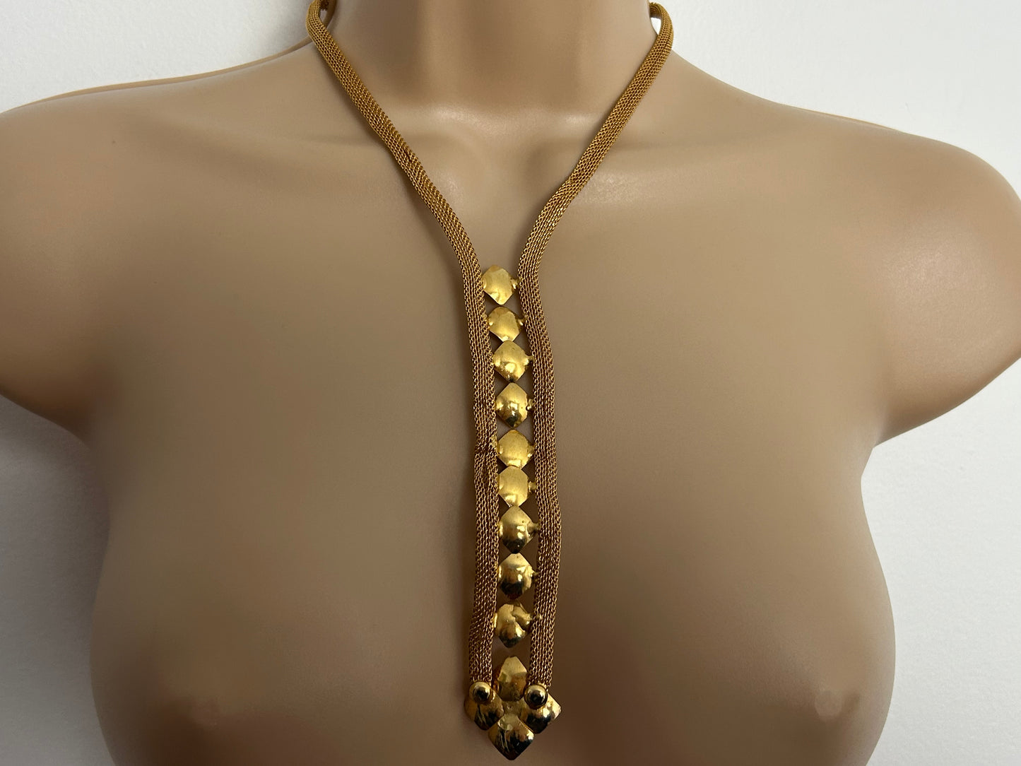 Vintage 1960s Gold Tone Mesh Elongated Drop Statement Necklace