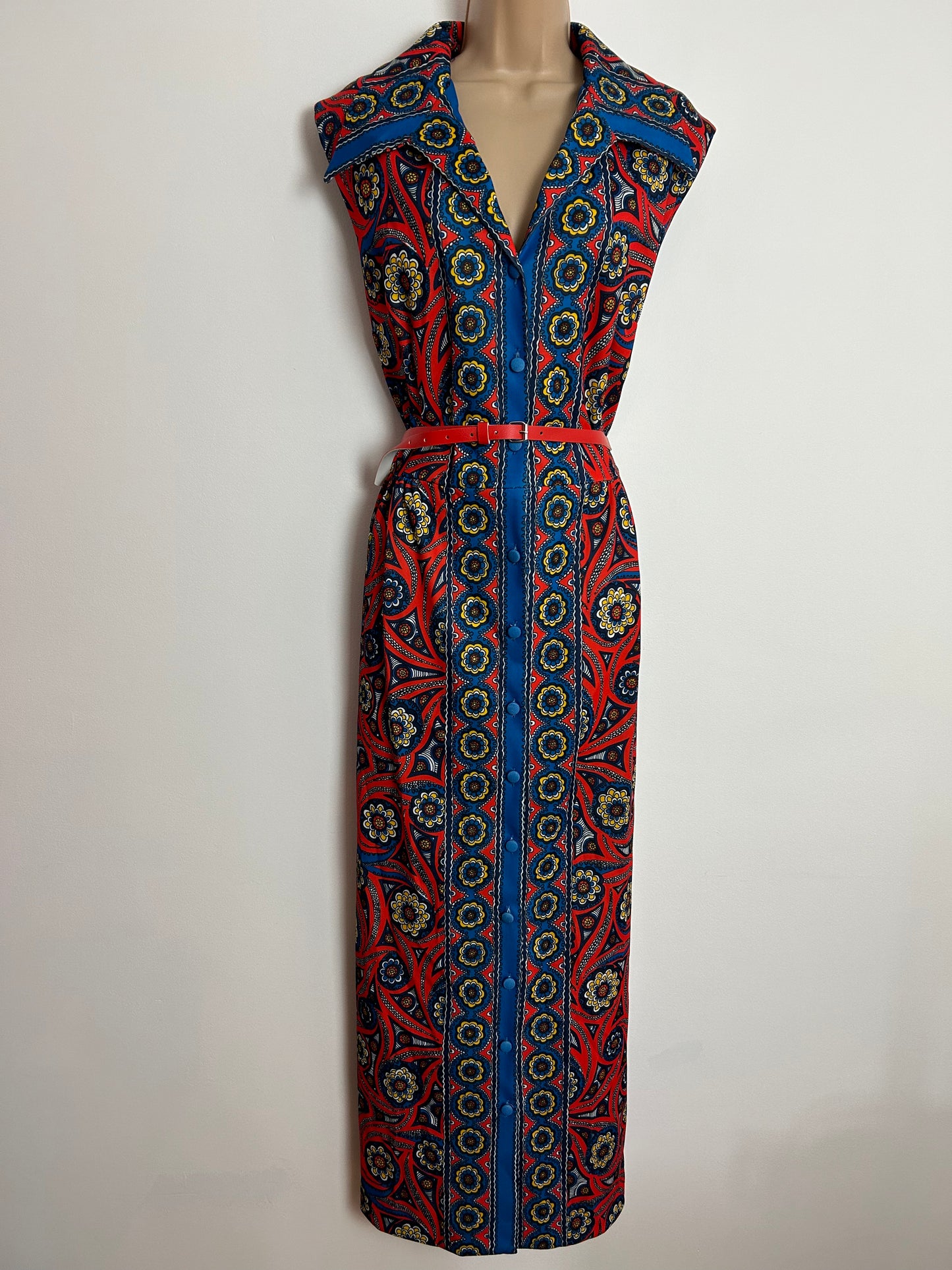 Vintage 1970s UK Size 16 Blue Red & Yellow Abstract Floral Print Wide Collared Column Maxi Dress