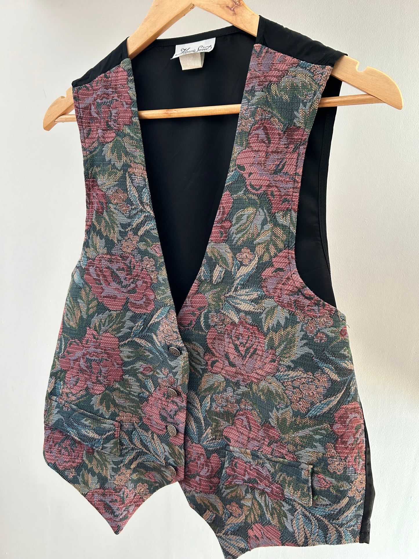 Vintage 1980s MAGGIE SWEET UK Size 14 (USA Large) Dark Green & Dark Pink Floral Tapestry Waistcoat
