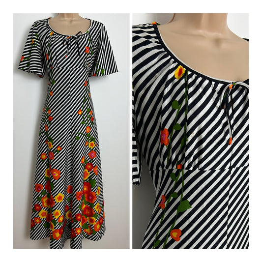 Vintage 1970s Size 10-12 Black White & Orange Stripe & Floral Print Flutter Sleeve Maxi Dress