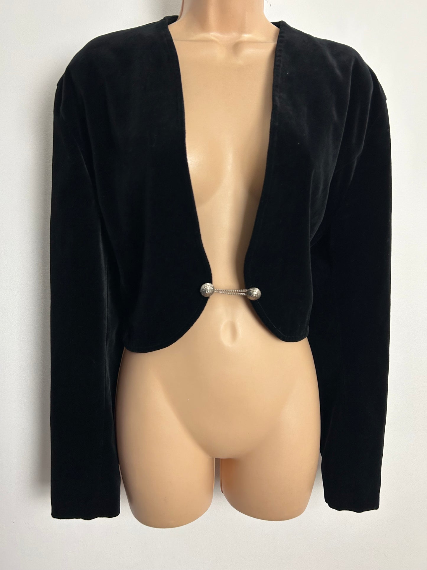 Vintage 1980s Size 14-16 Black Velvet Shrug Style Cover Up Jacket